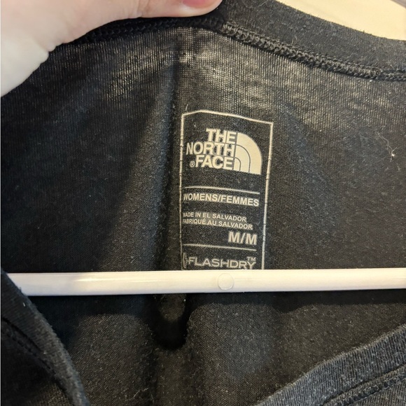 The NorthFace Women’s Flashdry Black Tee size medium - Picture 3 of 7